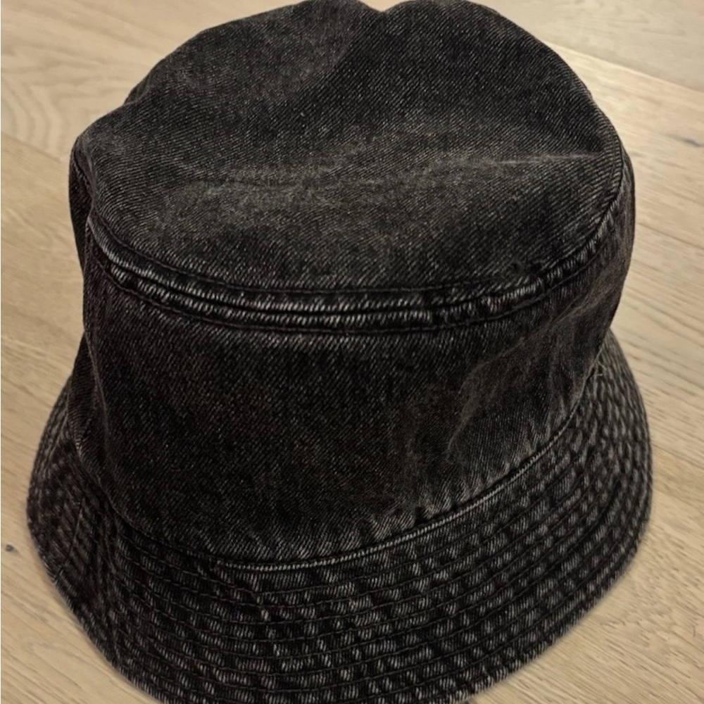 ALEXANDER WANG Denim Bucket Hat With Crystal Logo - Picture 2 of 6